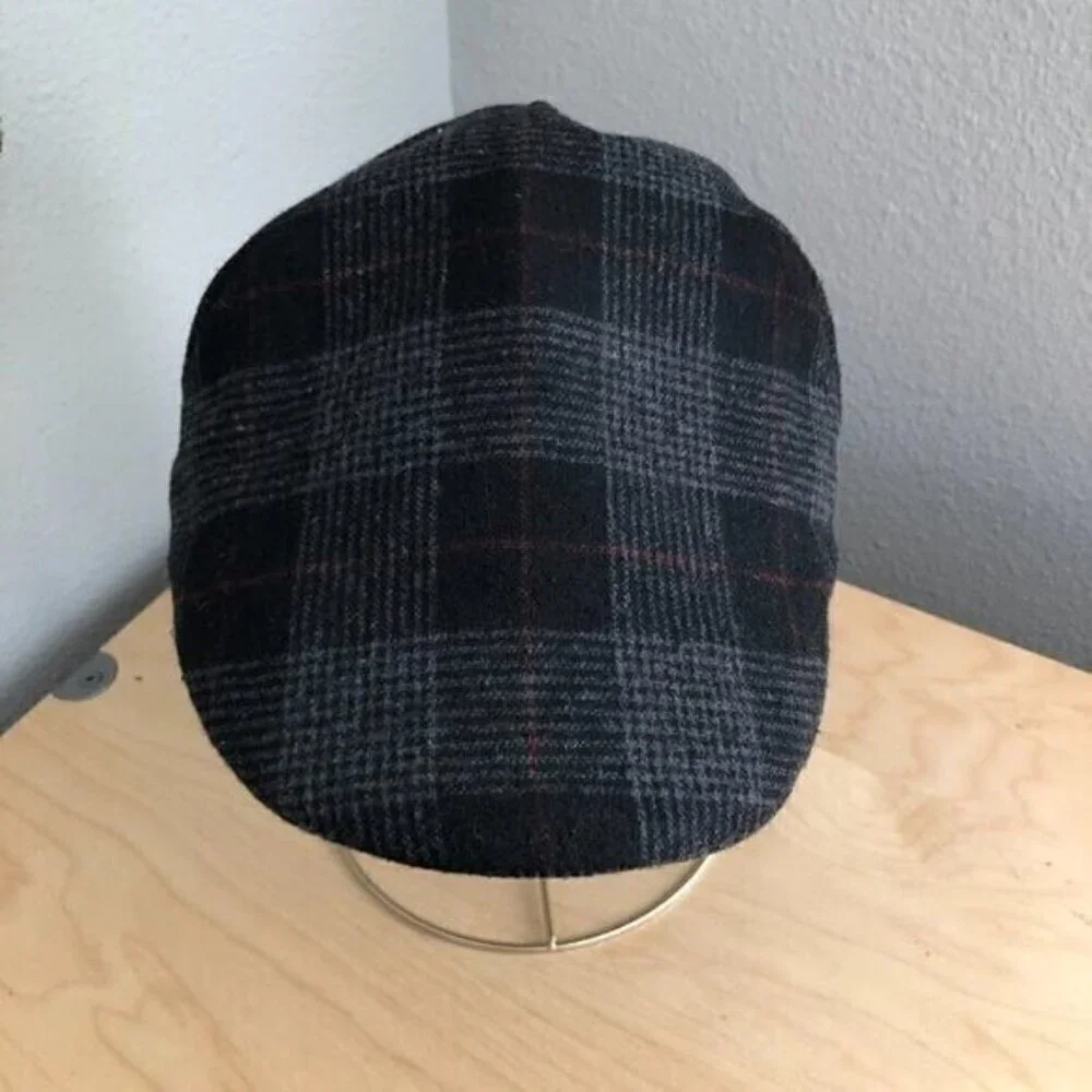 Original Weatherproof Wool Flat Cabbie Newboy Cap Women's size S Black Plaid